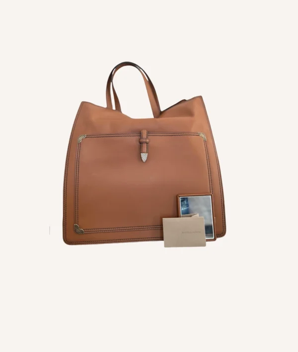 Bottega Veneta Leather Shopper Tote