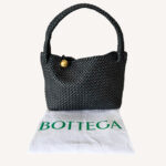 Bottega Veneta Tosca shoulder bag in intrecciato leather, front view with dustcover