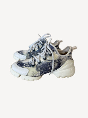 Christian Dior D‑Connect trainer in white and navy with Toile de Jouy palm motif and chunky sole